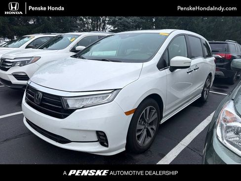 Used 2024 Honda Odyssey Touring image 1