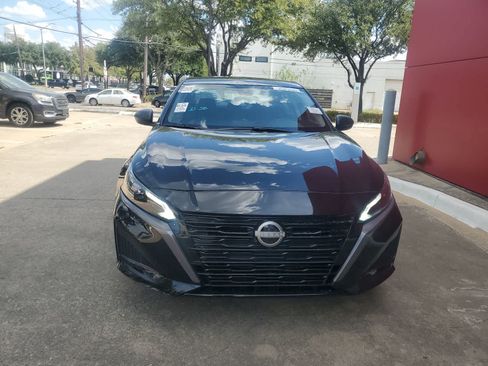 Used 2026 Nissan Altima 2.5 SV AWD/4WD image 8