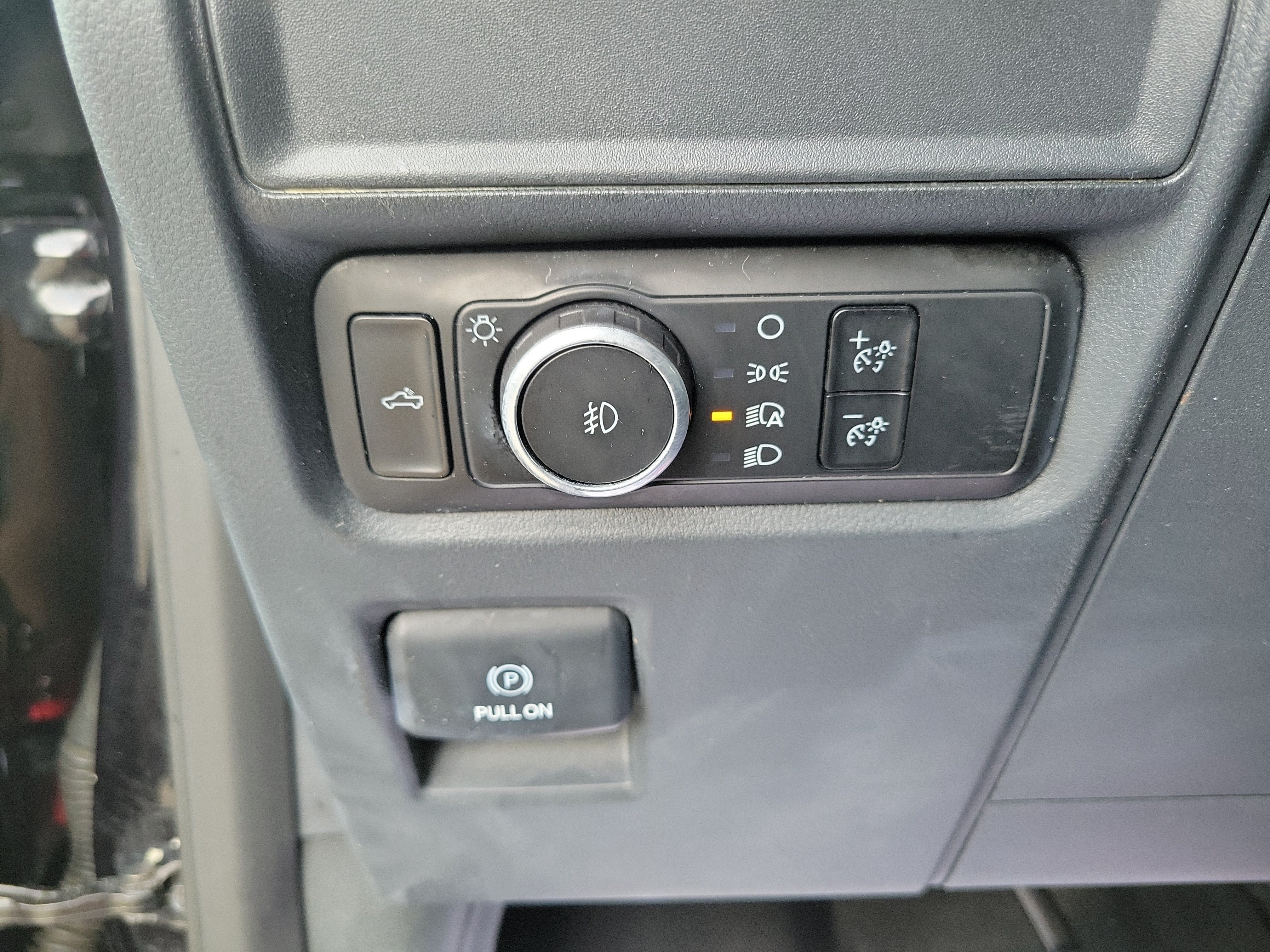 Used 2024 Ford F150 STX RWD image 27