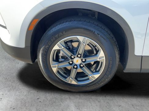 Certified 2025 Chevrolet Blazer LT AWD/4WD image 24