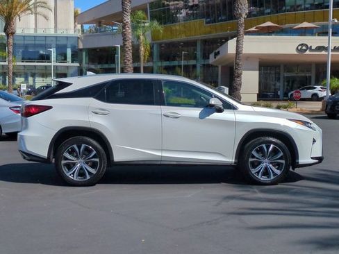 Used 2017 Lexus RX 350 FWD w/ Premium Package image 4