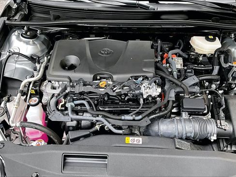 Used 2025 Toyota Camry LE FWD image 32