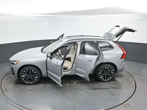 New 2026 Volvo XC60 B5 Ultra w/ Protection Package Premier AWD/4WD image 44
