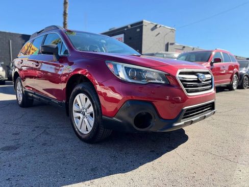 Used 2019 Subaru Outback 2.5i image 3