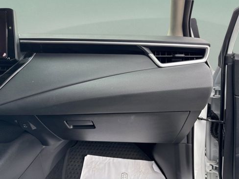 Certified 2024 Toyota Corolla LE image 35