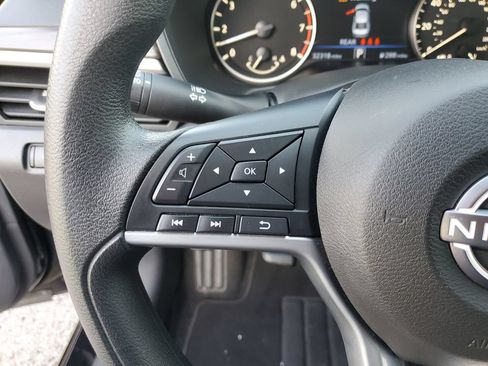 Certified 2025 Nissan Altima 2.5 SV FWD image 25