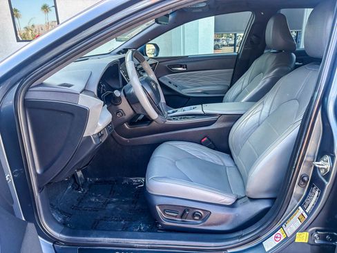 Used 2019 Toyota Avalon Limited w/ Advanced Safety Package FWD image 20