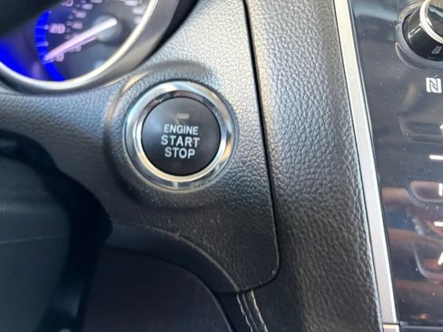 Used 2018 Subaru Outback 3.6R Touring image 24