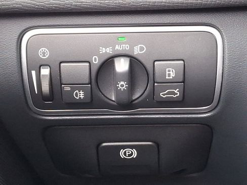 Used 2017 Volvo XC60 T6 Dynamic w/ Preferred Option Package image 24