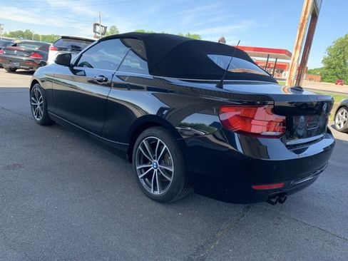 Used 2019 BMW 230i Convertible w/ Premium Package image 9