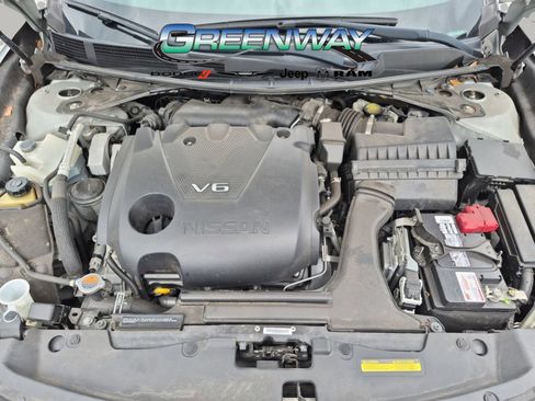 Used 2020 Nissan Maxima 3.5 SL w/ Floor Mat Group FWD image 6