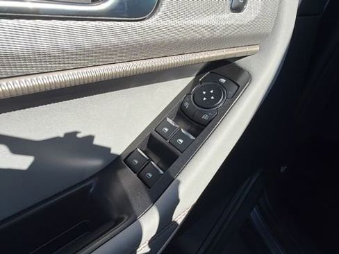 New 2026 Ford Explorer Active w/ Active Comfort Package image 20