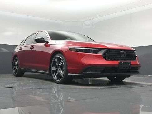 Used 2024 Honda Accord Sport image 32
