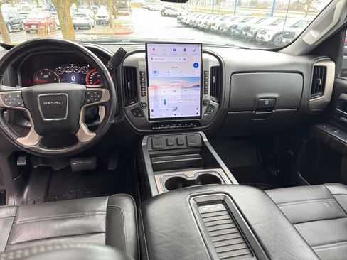 Used 2016 GMC Sierra 2500 Denali w/ Duramax Plus Package image 22