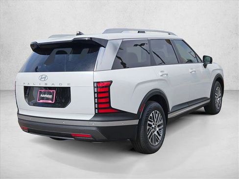 New 2026 Hyundai Palisade SEL image 2