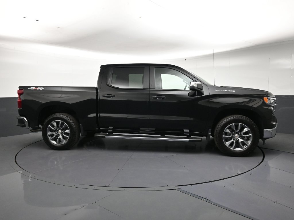 Used 2026 Chevrolet Silverado 1500 LT AWD/4WD image 6
