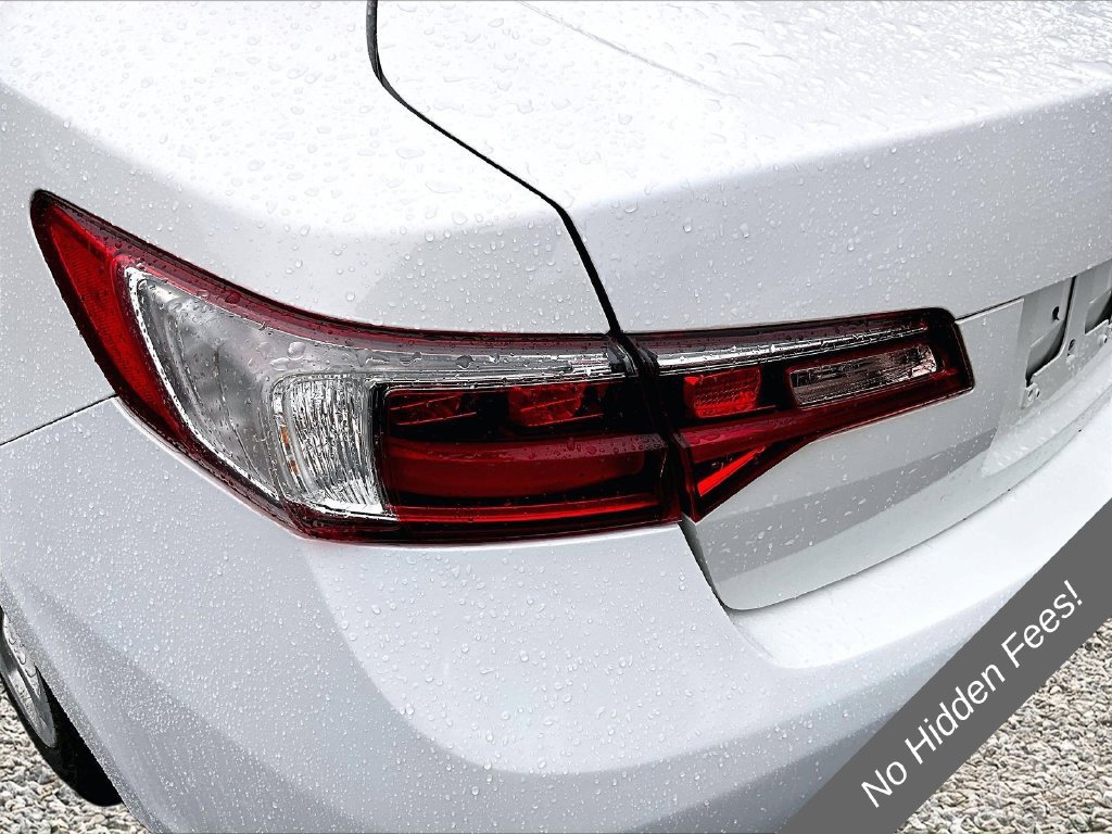 Used 2017 Acura ILX FWD image 19