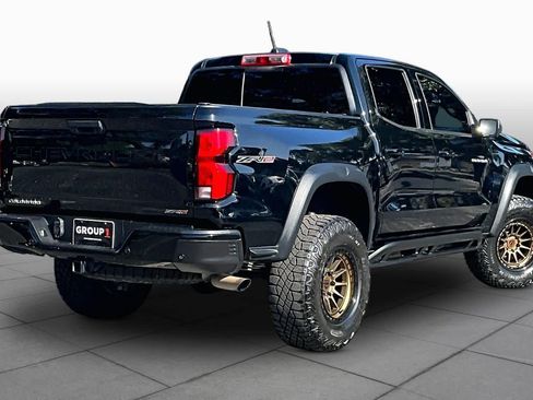 Used 2024 Chevrolet Colorado ZR2 w/ ZR2 Convenience Package III AWD/4WD image 13