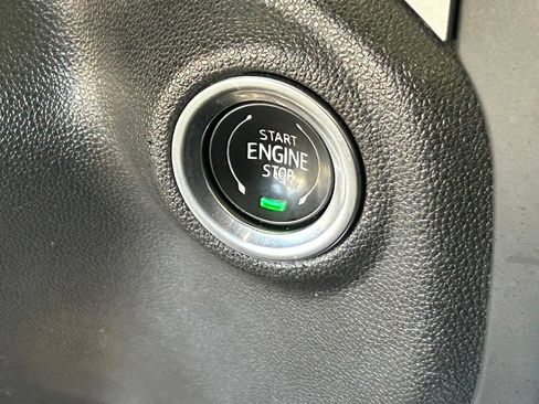 Used 2021 Chevrolet Silverado 1500 RST AWD/4WD image 44