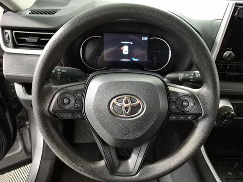 Certified 2024 Toyota RAV4 LE AWD/4WD image 11