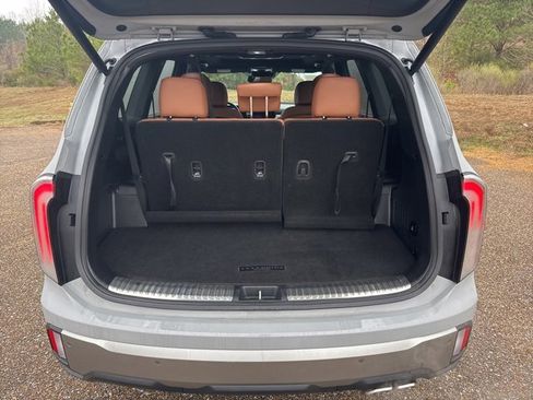 Used 2023 Kia Telluride SX X-Pro image 10