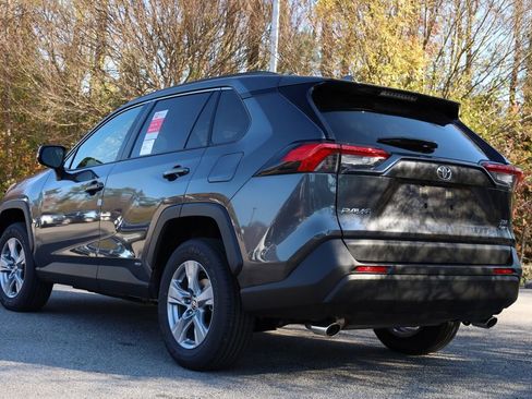 New 2025 Toyota RAV4 XLE image 5