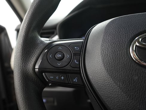 Used 2019 Toyota RAV4 XLE AWD/4WD image 24