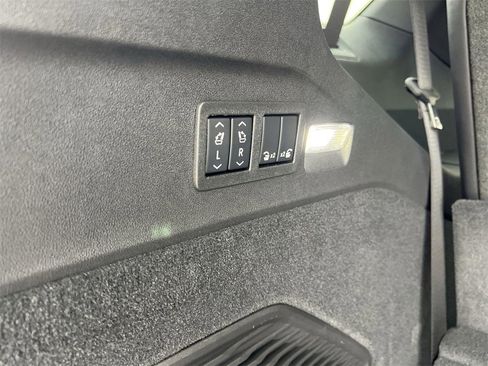 New 2026 Cadillac Escalade IQL Sport 1 w/ LPO, ONYX Package image 32