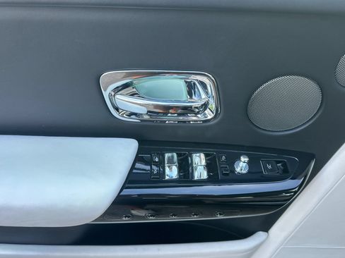 Certified 2018 Rolls-Royce Phantom Extended Wheelbase RWD image 12