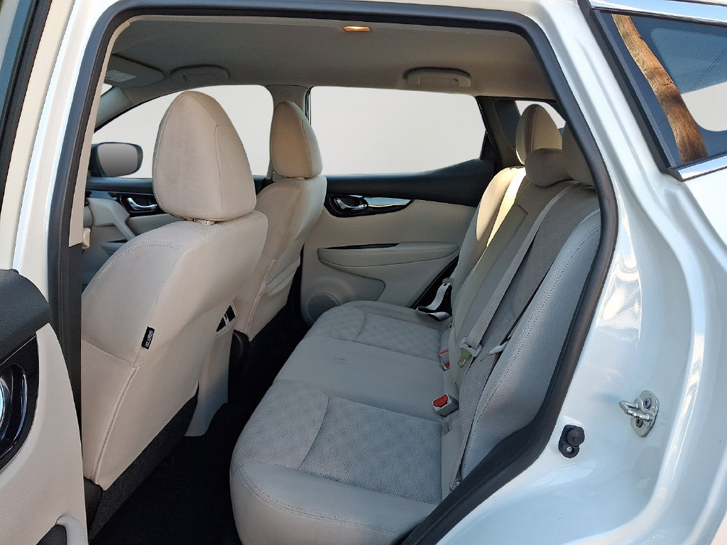 Used 2019 Nissan Rogue Sport SV AWD/4WD image 9