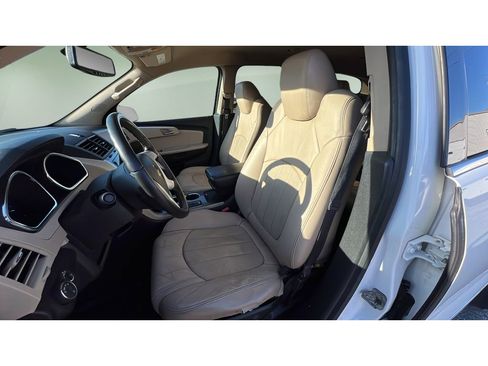 Used 2012 Chevrolet Traverse LTZ AWD/4WD image 24
