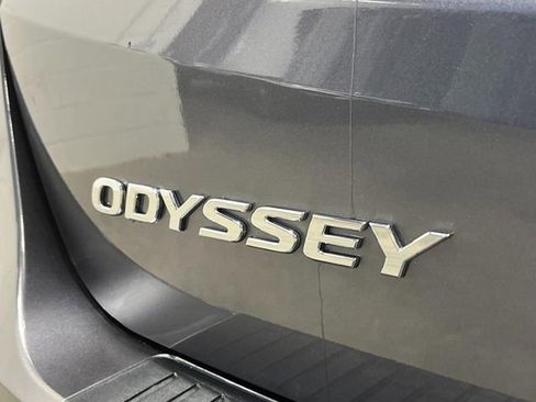 New 2026 Honda Odyssey Touring image 9