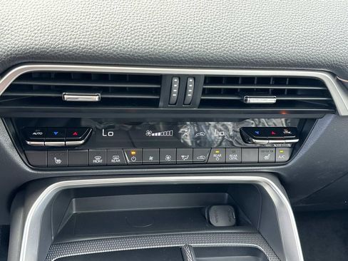 New 2025 MAZDA CX-70 Plug-In Hybrid w/ Premium Pkg image 5