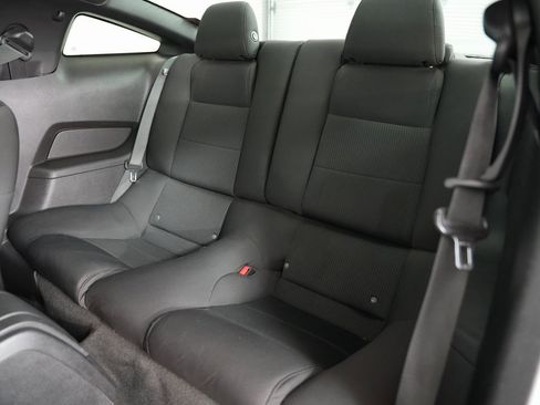 Used 2012 Ford Mustang Coupe image 29