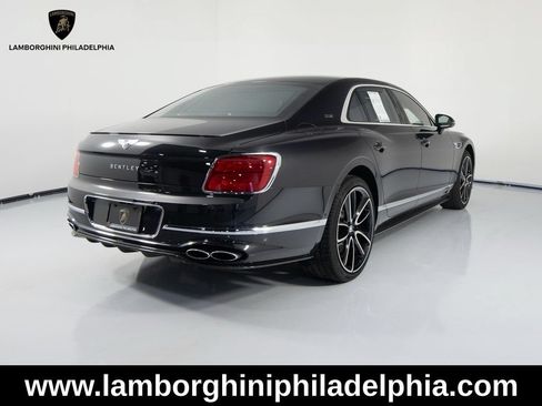 Used 2024 Bentley Flying Spur V8 AWD/4WD image 5