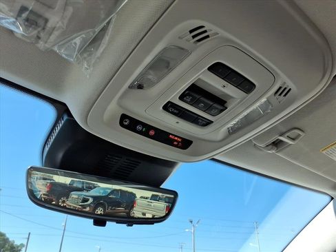 New 2026 Buick Enclave Avenir w/ Super Cruise Package image 19