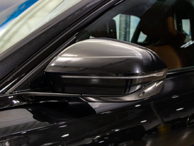 Used 2026 BMW 760i xDrive AWD/4WD image 10