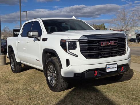 Used 2023 GMC Sierra 1500 AT4 w/ Technology Package image 2