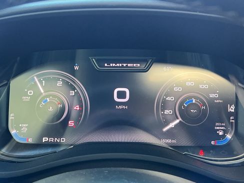 Used 2024 RAM 2500 Limited image 36