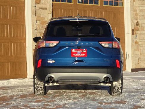 Used 2022 Ford Escape SE w/ Convenience Package image 4