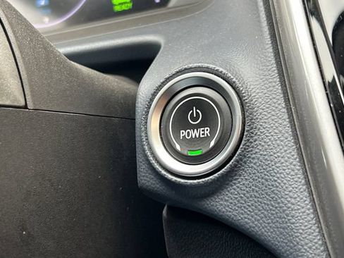 Used 2022 Chevrolet Bolt EUV Premier w/ Sun & Sound Package FWD image 28