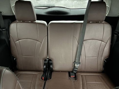 Used 2020 Buick Enclave Avenir w/ Avenir Technology Package image 17