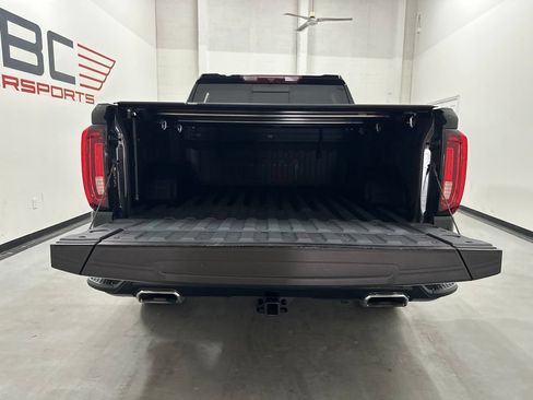 Used 2022 GMC Sierra 1500 Denali AWD/4WD image 16