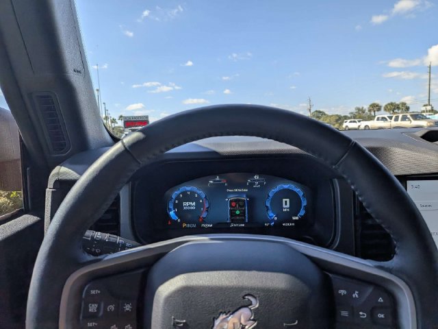 Used 2025 Ford Bronco Badlands AWD/4WD image 27