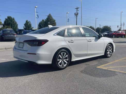 Used 2026 Honda Civic LX image 6