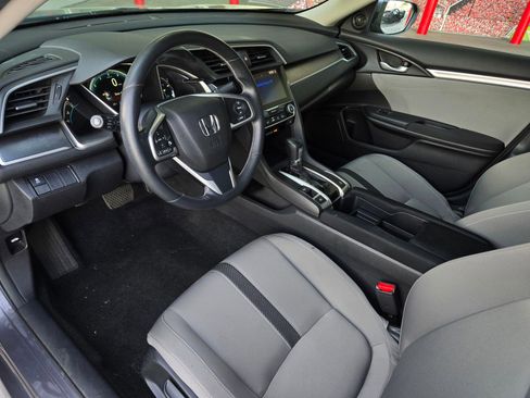 Used 2018 Honda Civic EX-T image 6