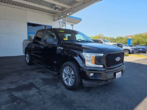 Used 2018 Ford F150 XL w/ Equipment Group 101A Mid AWD/4WD image 4