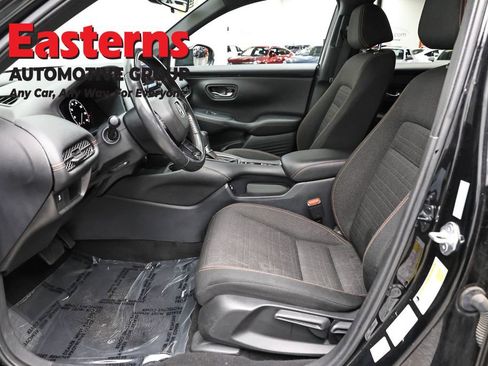 Used 2023 Honda HR-V Sport image 14