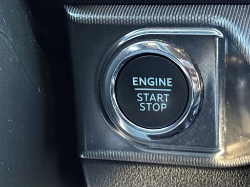 Used 2024 Ford F150 Lariat w/ Bed Utility Package image 17