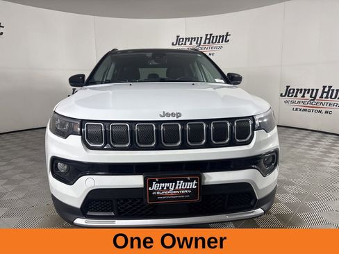 Used 2022 Jeep Compass Limited AWD/4WD image 3